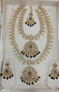 AD Necklace set